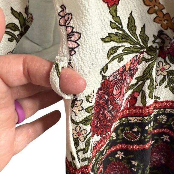 Trixxi V-Neck Short Romper M Floral Boho White Bohemian Whimsical Romantic - Picture 2 of 13